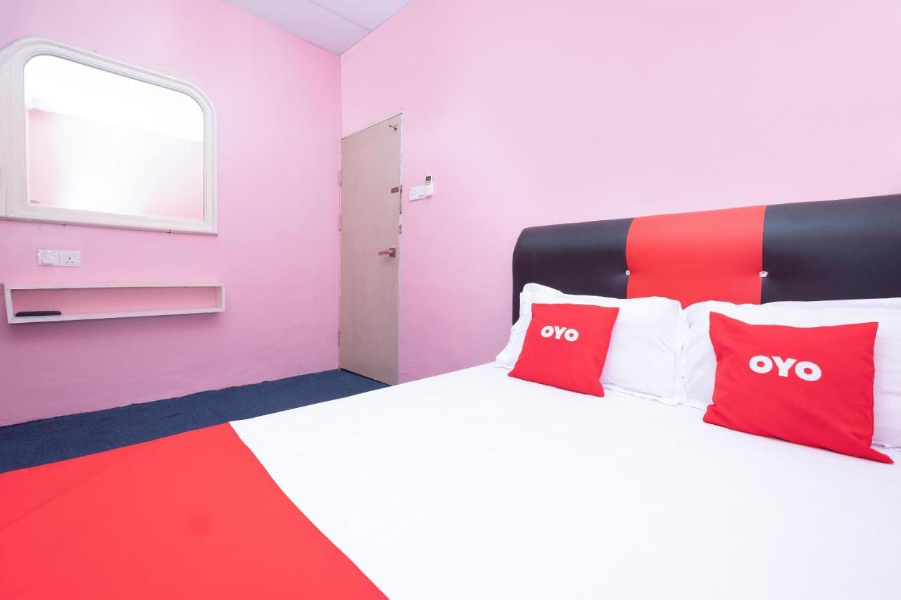 Oyo 89984 Noris Wang Homestay Lumut Εξωτερικό φωτογραφία
