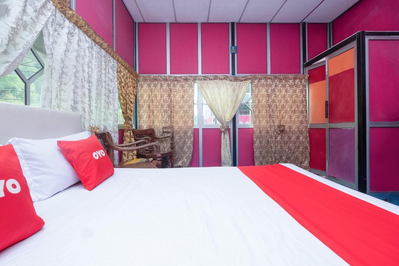 Oyo 89984 Noris Wang Homestay Lumut Εξωτερικό φωτογραφία