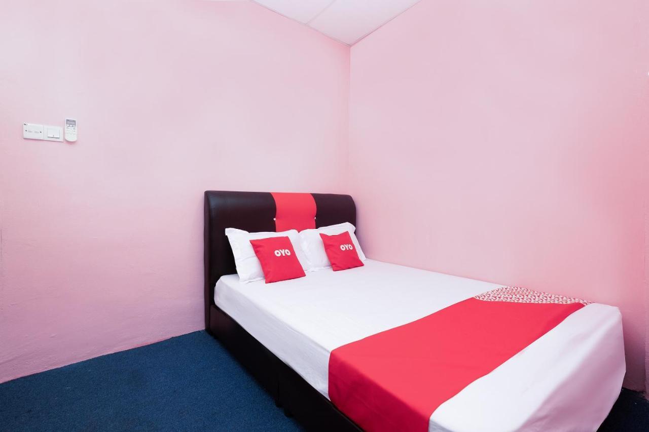 Oyo 89984 Noris Wang Homestay Lumut Εξωτερικό φωτογραφία